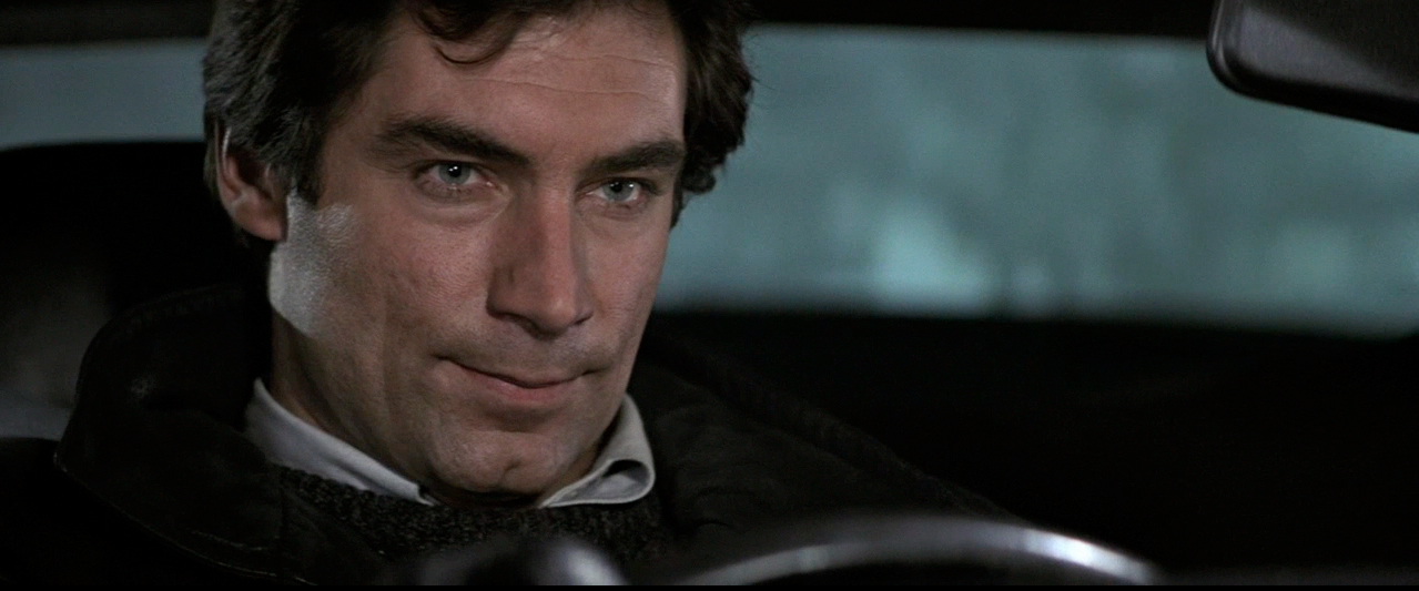 The Living Daylights (1987)